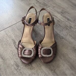8 Alex Marie dressy evening formal heels sandals brown tan champagne mocha
